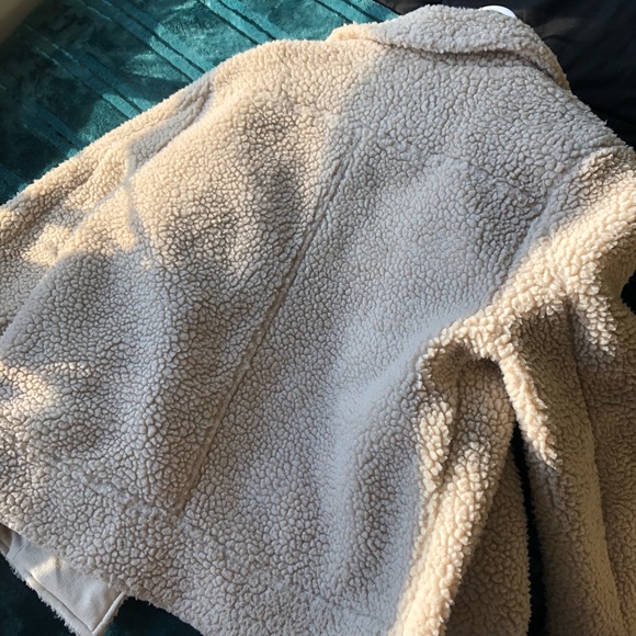 TEDDY MOTO JACKET SIZE MEDIUM - Picture 5 of 5